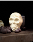 32% Cacao Large White Chocolate Skulls