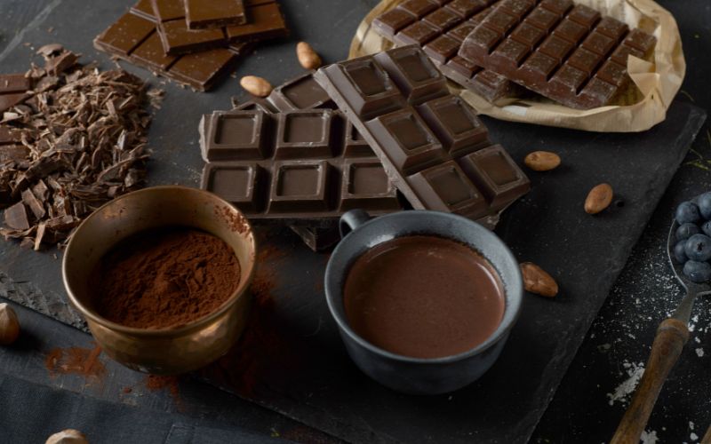 Organic Dark Chocolate Bar : Indulge in Guilt-Free Decadence